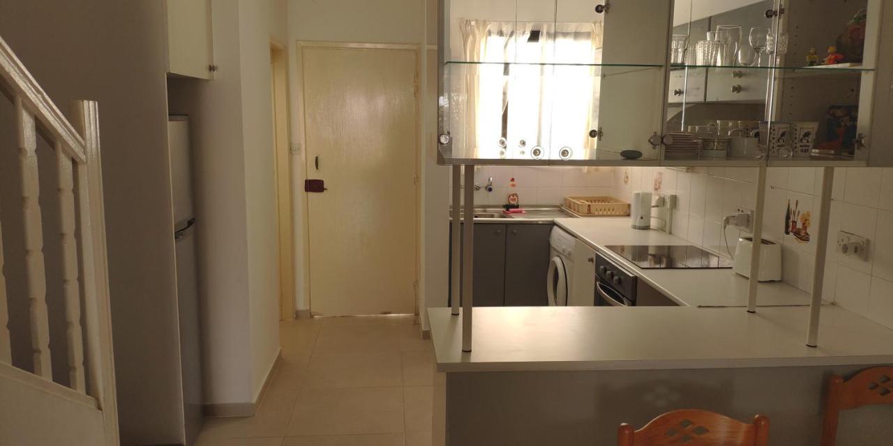 Isabella Townhouse Villa Paphos Exterior photo