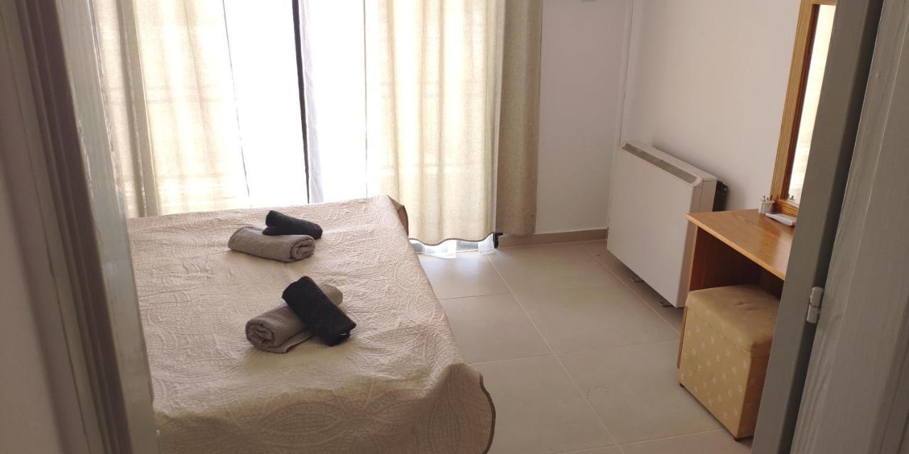 Isabella Townhouse Villa Paphos Exterior photo
